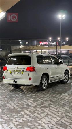 تويوتا لاندكروزر